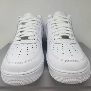 Air Force 1 Men’s size 9.5